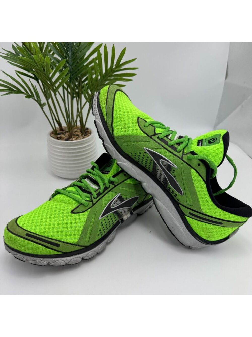 Brooks PureCadence 1101101D338 Athletic Sneaker Men's 13D Green Mesh Running